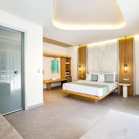 Bay Hotell 4*
