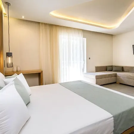 Hotell Bay 4*