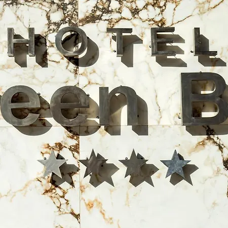 Bay Hotell